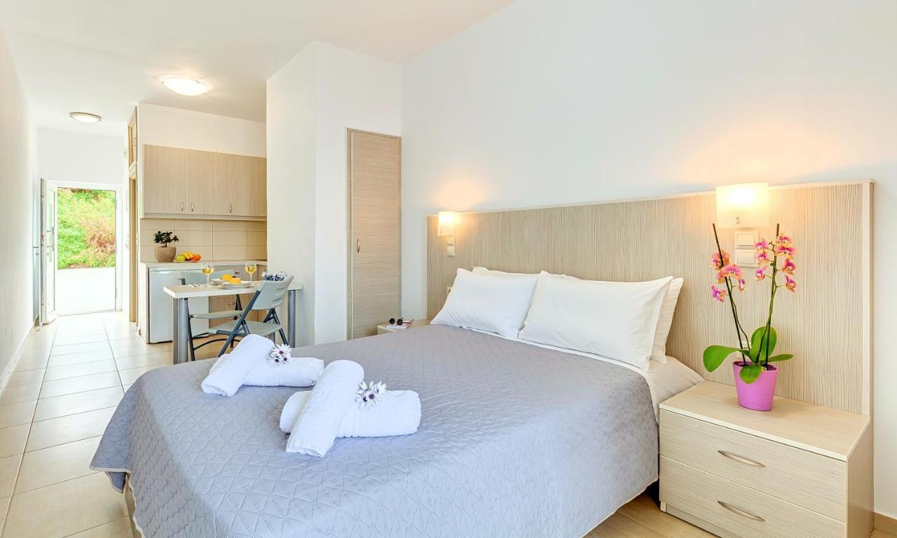 Fodele Beachfront Apts, Βy Idealstay Experience Esterno foto
